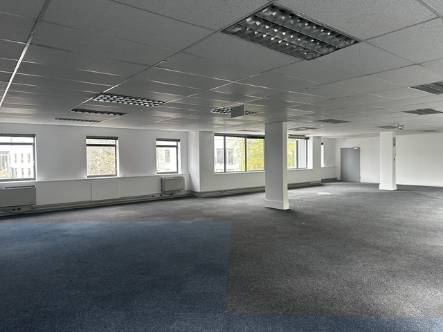 To Let Commercial Property for Rent in Newlands Western Cape